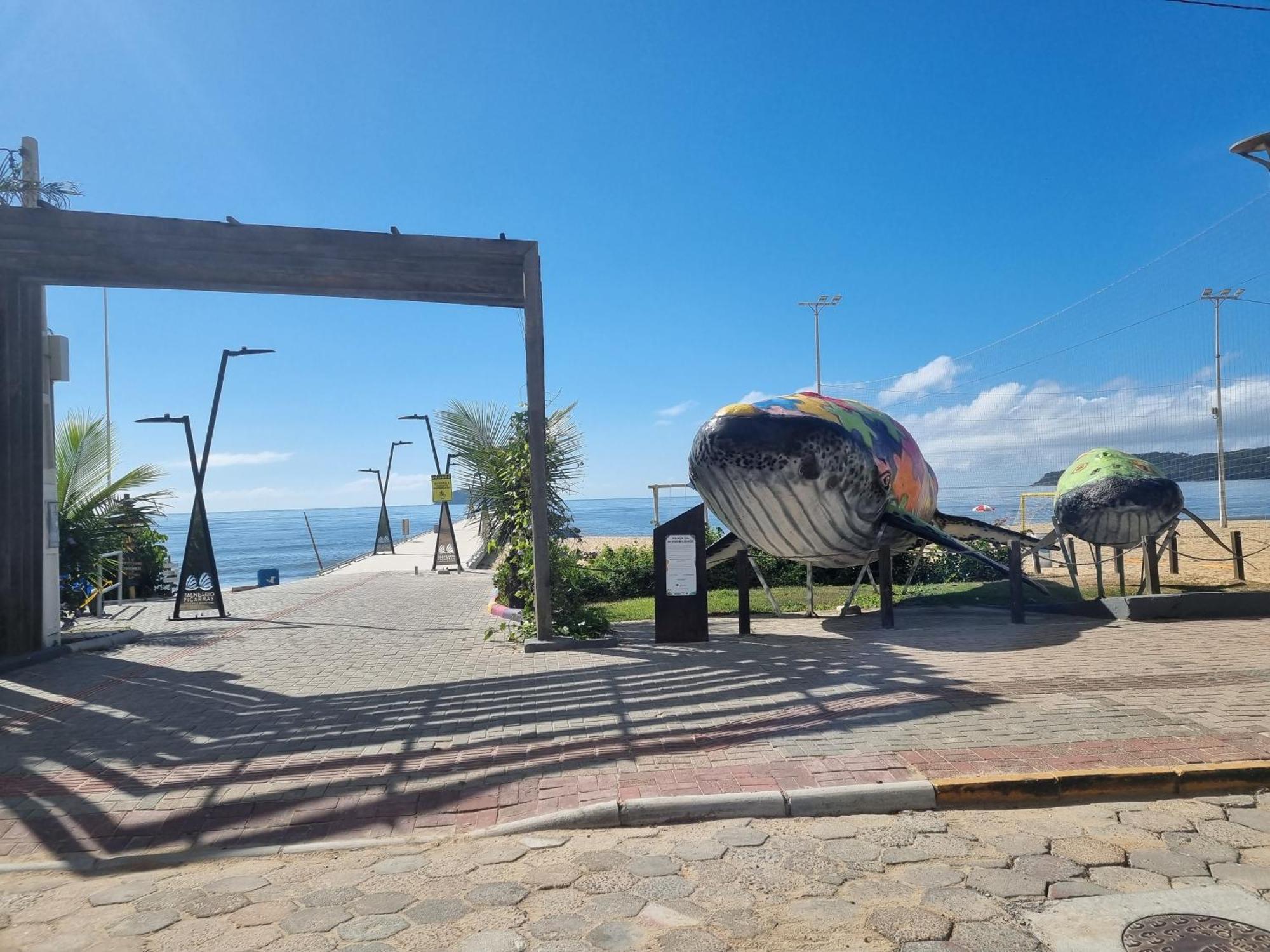 Apartamento Dona Elvira Picarras Bagian luar foto