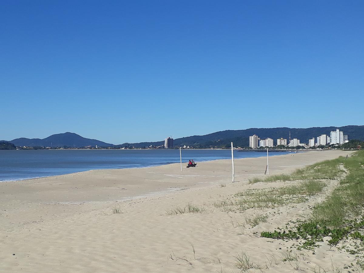 Apartamento Dona Elvira Picarras Bagian luar foto